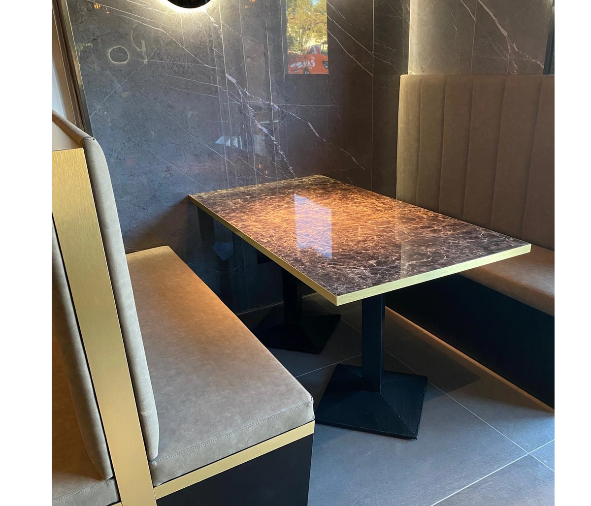 204 - Panca in legno imbottita a costine Don Tavoli Srl